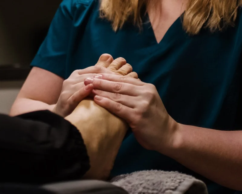 Fotbehandling og neglestell hos Julie Fotterapi